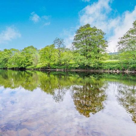 3 Bedroom Luxury Home, Hot Tub, Stunning Views Of Killin, Sitting On The River Dochart Екстер'єр фото