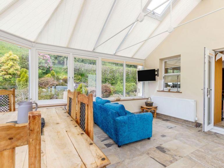 3 Bedroom Luxury Home, Hot Tub, Stunning Views Of Killin, Sitting On The River Dochart Екстер'єр фото