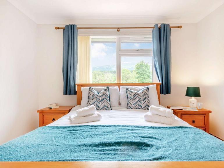 3 Bedroom Luxury Home, Hot Tub, Stunning Views Of Killin, Sitting On The River Dochart Екстер'єр фото